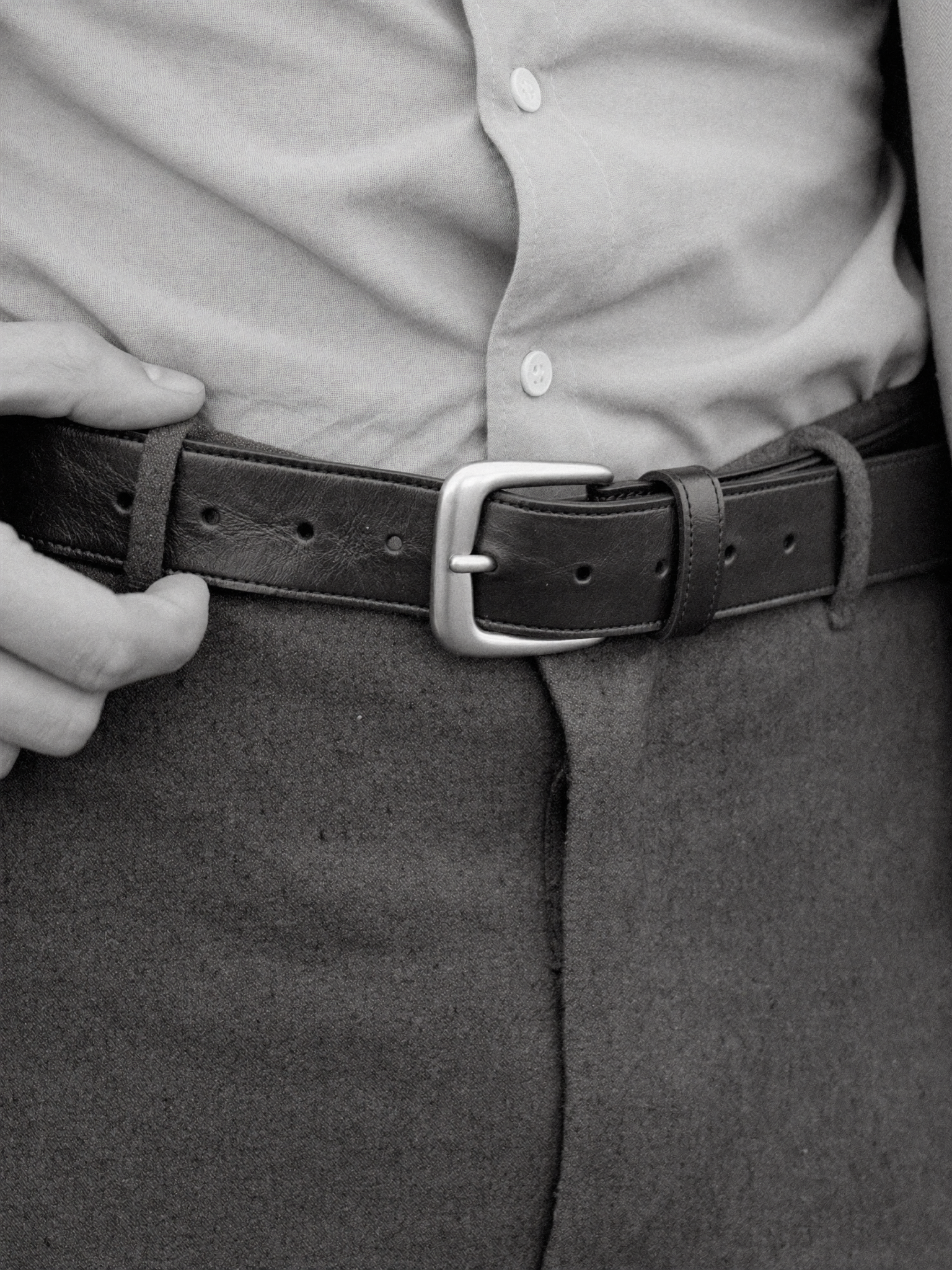 The Leather Belt — Voss & Grey